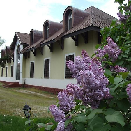 Aranyhid Hotel Balatonboglár Exteriör bild