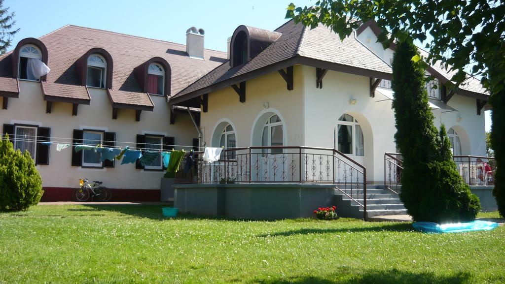 Aranyhid Hotel Balatonboglár Exteriör bild