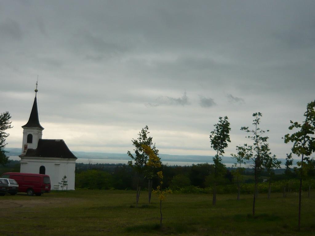 Aranyhid Hotel Balatonboglár Exteriör bild