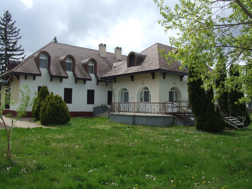 Aranyhid Hotel Balatonboglár Exteriör bild