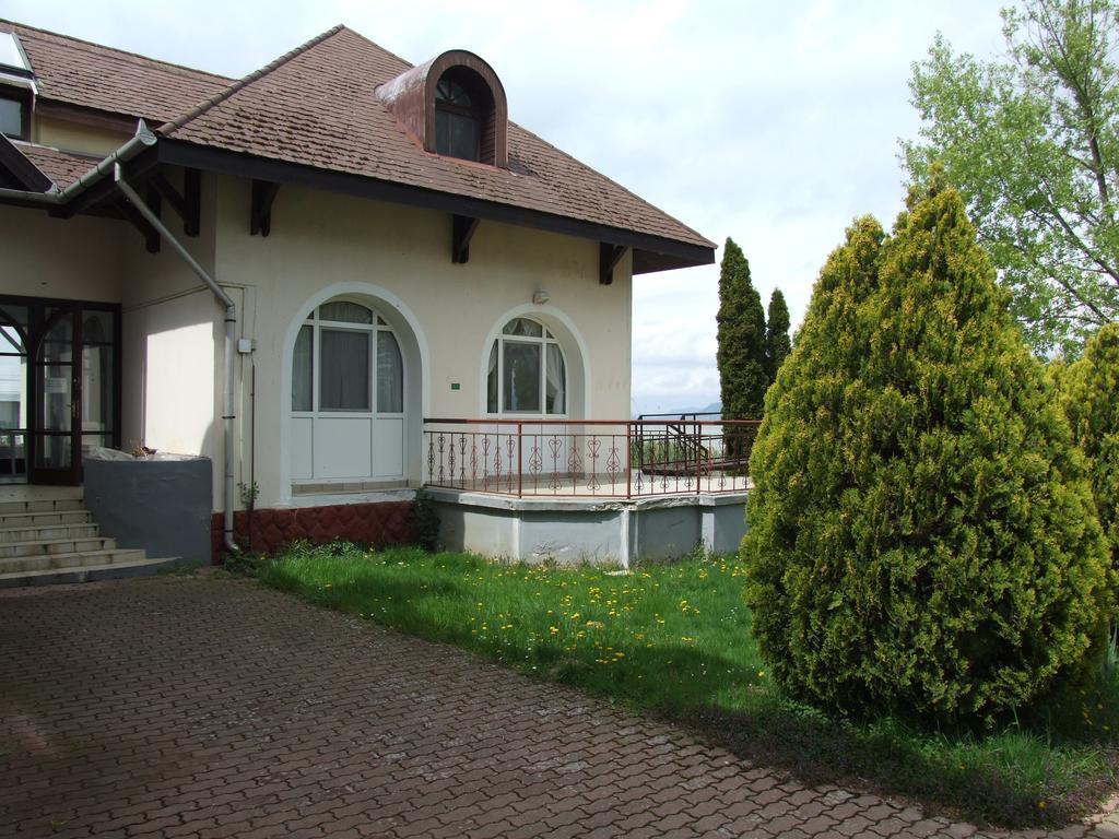 Aranyhid Hotel Balatonboglár Exteriör bild