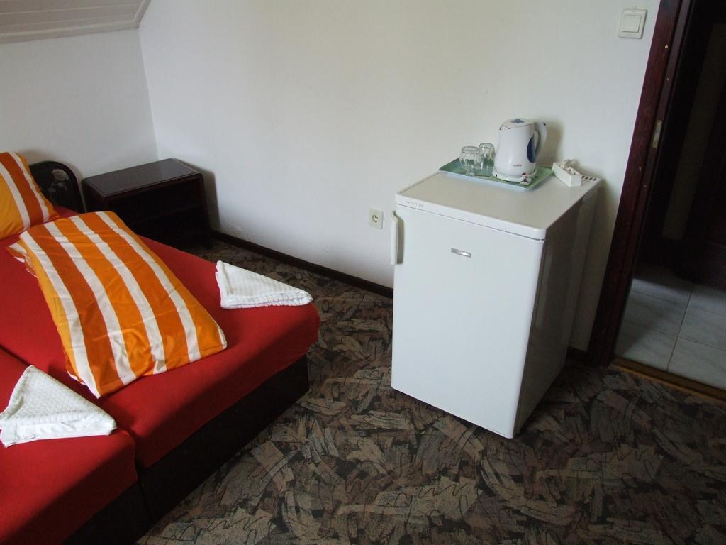 Aranyhid Hotel Balatonboglár Rum bild